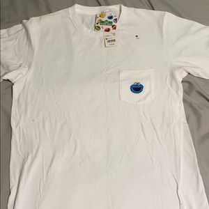 Uniqlo x Kaws Cookie Monster shirt